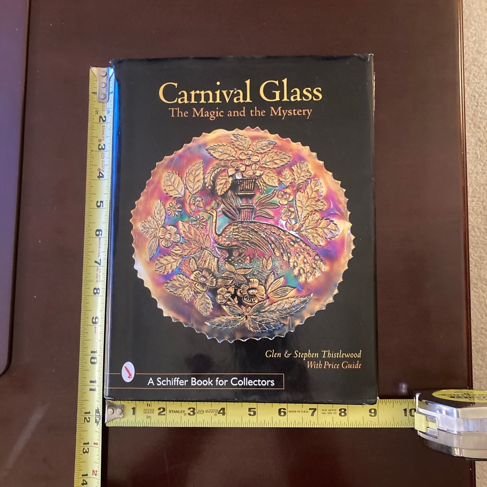 Carnival Glass - The Magic and the Mystery by Thistlewood - Hardback 1998 - Picture 13 of 13